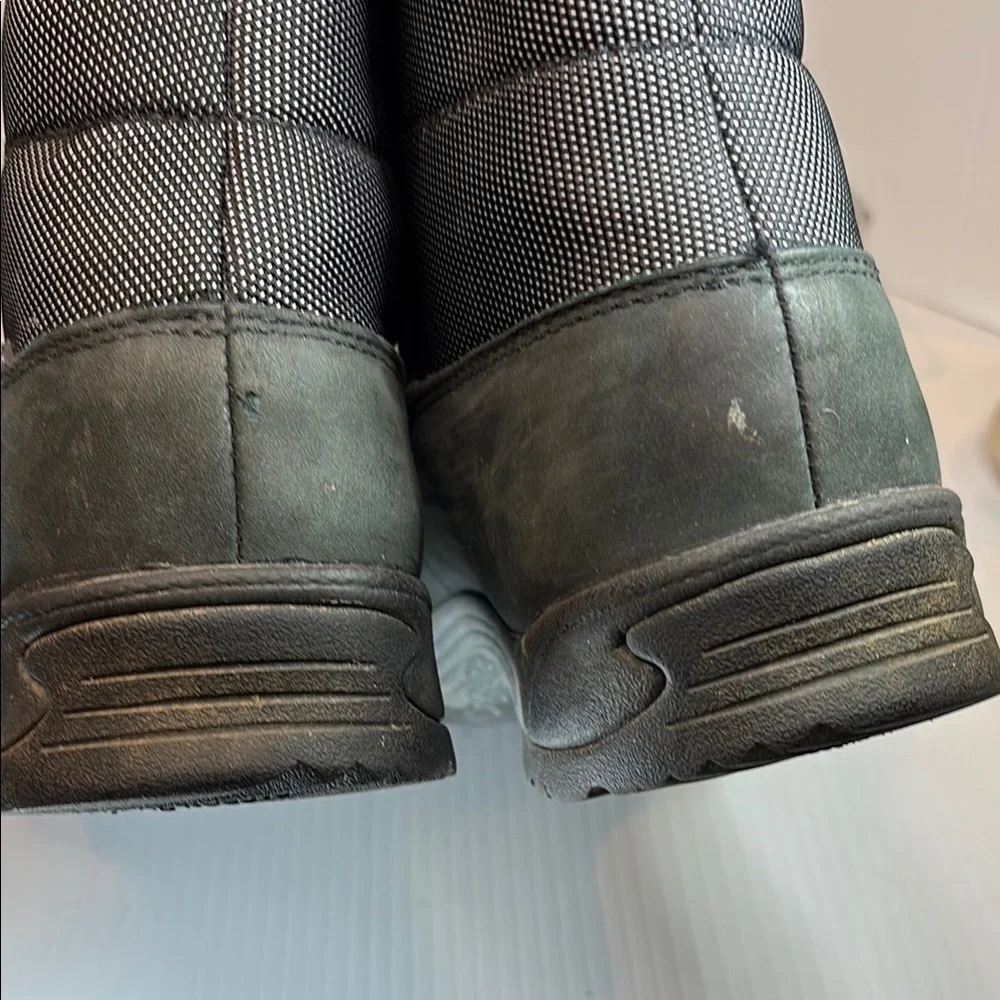 Keen winter boots waterproof. Size 10 Black‎ Winter Boots box 15